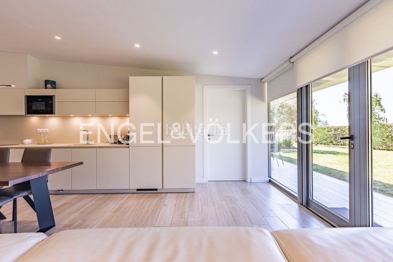 Foto b5ca44d4-fffd-4b50-a028-de168e999ae8. Casa amb calefacció aparcament a Callús
