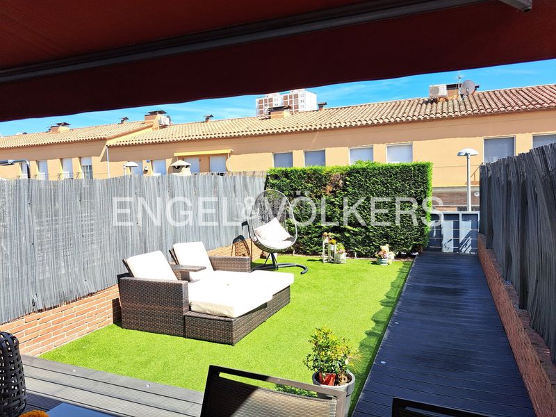 Foto c725c5b0-33b3-4441-a0af-6ff5e2665d39. Casa adossada amb calefacció aparcament piscina a Calella