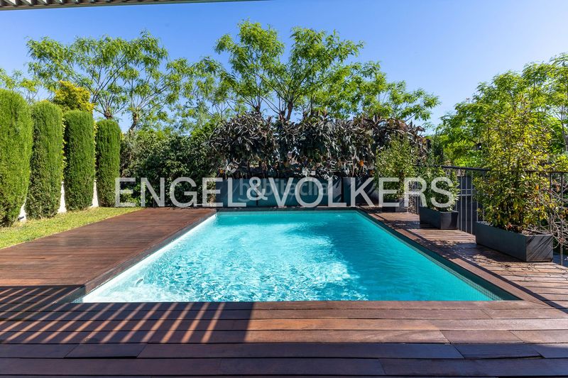 Foto e3283fa2-a9ba-4f53-ad3a-e8d4a1c8b963. Casa amb calefacció aparcament piscina a Vilassar de Dalt
