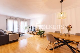 Appartement à Torelló. Moderno piso céntrico en torelló con terraza y parking