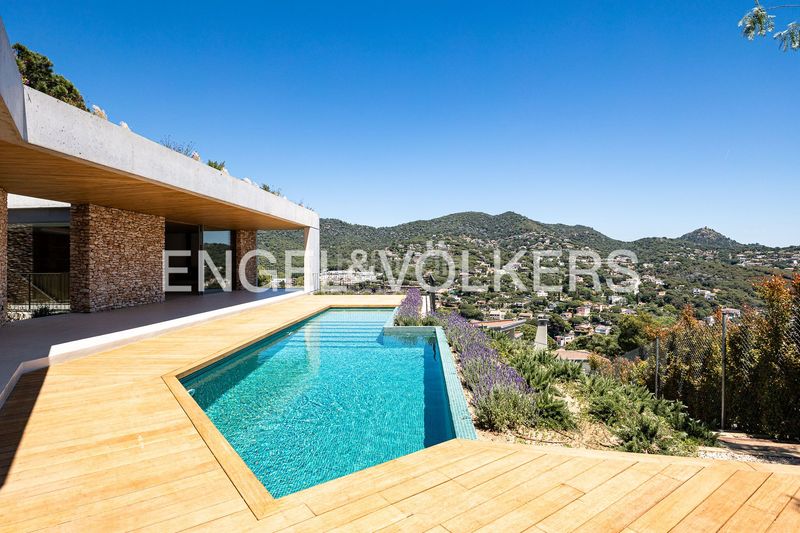 Foto df5838a4-4e9b-4901-b586-8b27d63fedbe. Casa amb calefacció aparcament a Cabrils