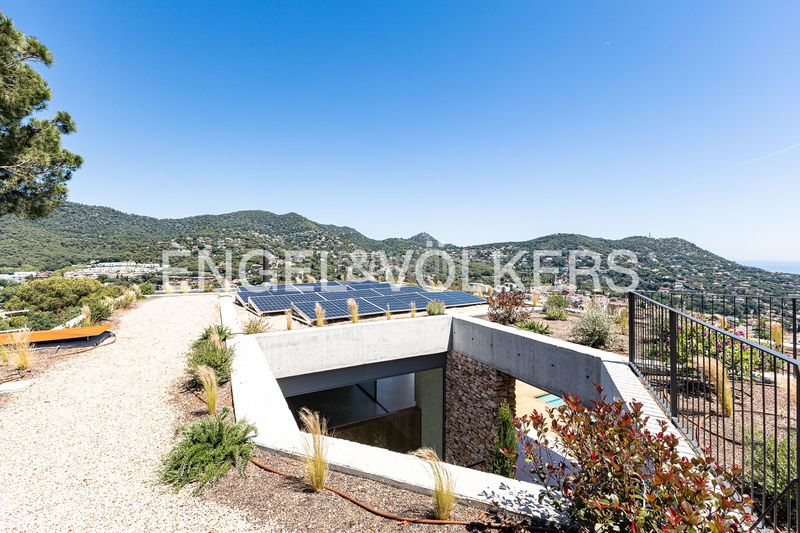 Foto f4aaba8f-4da3-4f06-ad29-6a35c512aa7b. Casa amb calefacció aparcament a Cabrils