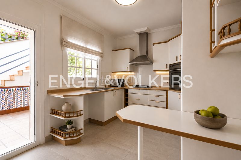 Foto 7d0f519d-2b06-4ec0-ab9d-b340d35326b1. Casa amb calefacció aparcament a Banyeres Premià de Mar