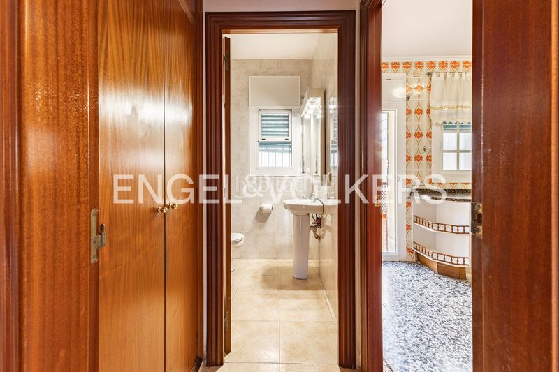 Foto 8d957872-0b3c-4ba9-a891-eac98beb3f7f. Casa amb calefacció aparcament a Banyeres Premià de Mar