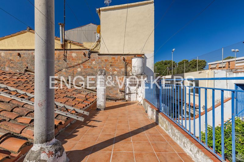 Foto f0d591a3-7d71-47f8-aa5c-8c76f300d7b3. Casa amb calefacció a Ca n'Oriac Sabadell