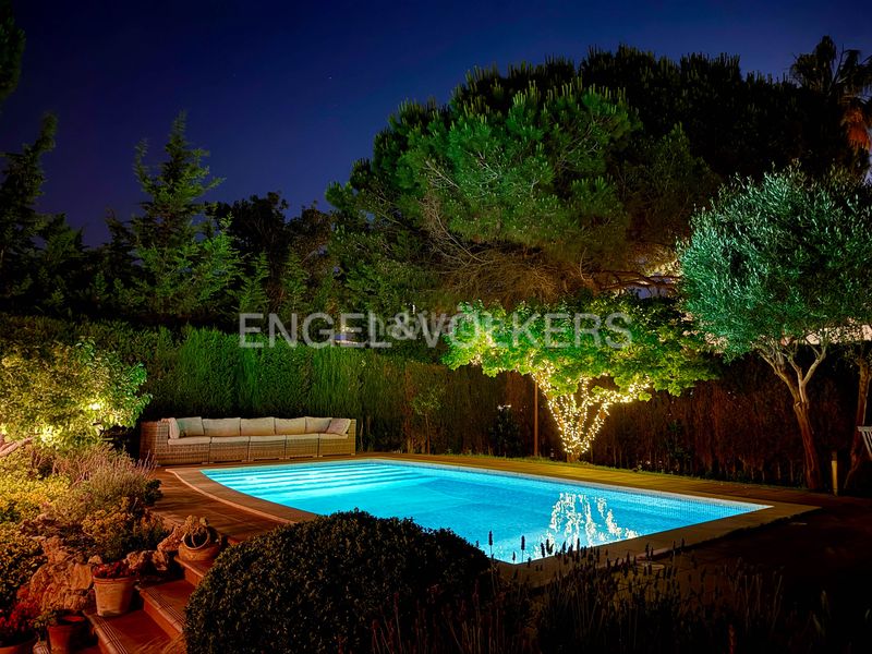 Foto b680555c-8fa8-4274-a582-0aee81096908. Casa amb calefacció aparcament piscina a Gava Mar Gavà