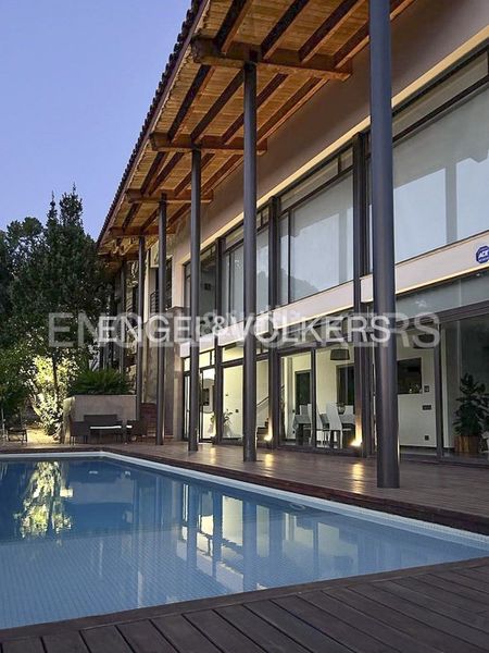 Foto 707a27d4-6317-4704-90e5-98db8933ed5c. Casa amb calefacció aparcament piscina a Olivella