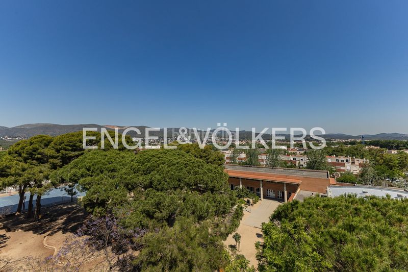 Foto 4a78d9a4-9cf2-4a13-ad56-a728139ffcb0. Dúplex amb calefacció a Can Bou Castelldefels