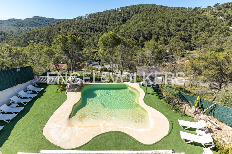 Foto 353deac9-9f72-4d72-ab6d-f2469129ce14. Casa amb calefacció piscina a Can Lloses - Can Marcer Sant Pere de Ribes