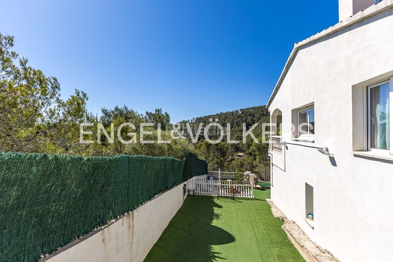 Foto 4b856d32-120a-44b5-8152-7de56c3354e6. Casa amb calefacció piscina a Can Lloses - Can Marcer Sant Pere de Ribes