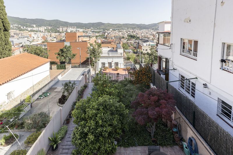 Foto 0c21b7be-a5ce-4831-bf3d-49f9b19fec05. Casa amb calefacció aparcament a La Font d´en Fargues Barcelona
