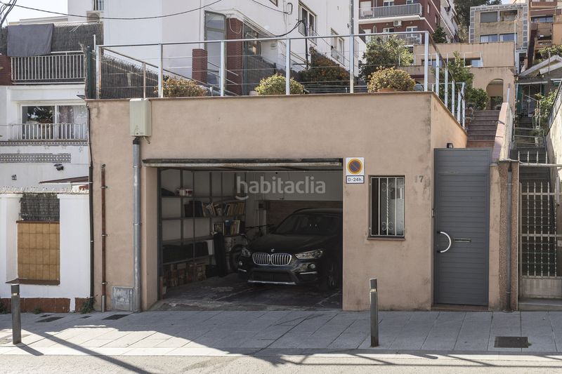 Foto 3a11e5fc-4d00-48d2-ab93-d8bcd2ad27e7. Casa amb calefacció aparcament a La Font d´en Fargues Barcelona