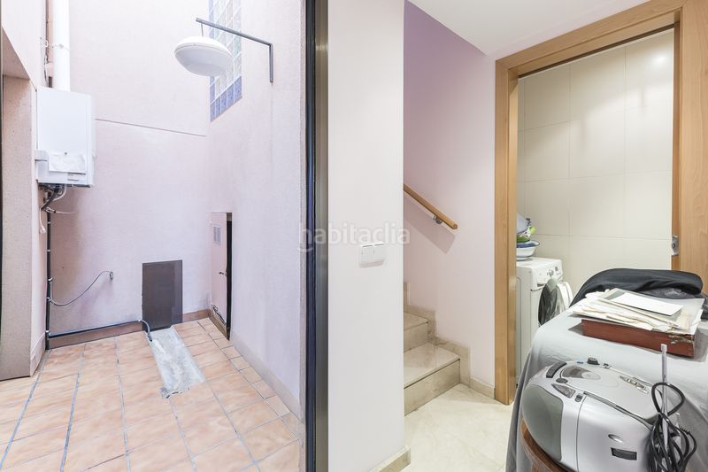 Foto 4ff2d16e-d22a-4b58-ad9b-d1995d4528c0. Casa amb calefacció aparcament a La Font d´en Fargues Barcelona
