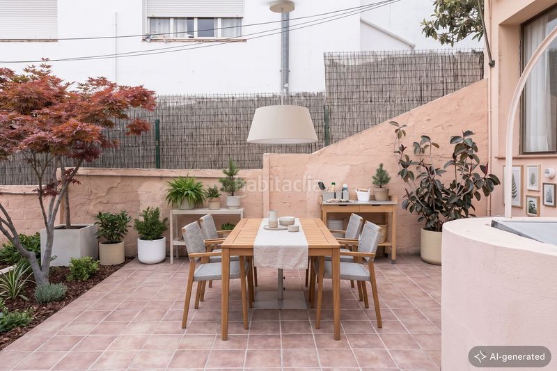 Foto d8b52dda-dade-4f22-9513-2430e021d393. Casa amb calefacció aparcament a La Font d´en Fargues Barcelona