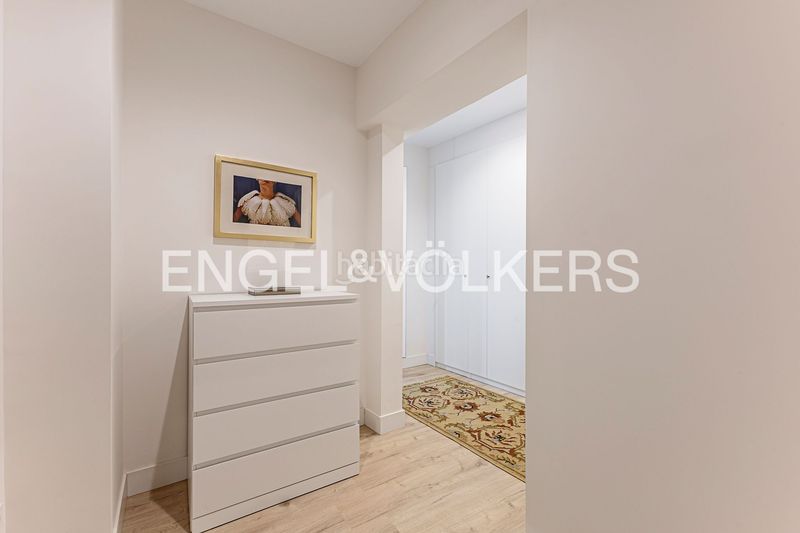 Foto 85670030-52c9-4c57-97a6-c478c34300e7. Pis amb calefacció a Vila de Gràcia Barcelona