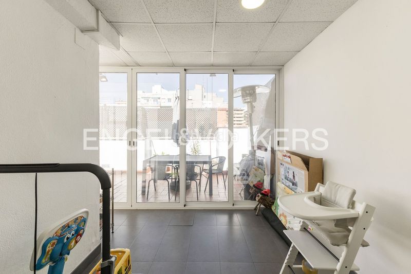 Foto 149be038-d06b-4758-84e5-4a66d4ecf82d. Pis amb calefacció aparcament a Bon Pastor Barcelona