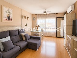 Flat in Tordera. Piso impecable con balcón y doble trastero en tordera