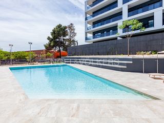 Affitto Appartamento in Can Clota. Apartamento de lujo en esplugues de llobregat para larga estanci