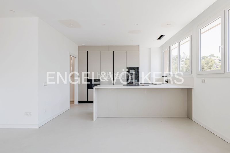 Foto ef348685-971a-4d86-8d49-e55b0327cf51. Casa amb calefacció aparcament piscina a Bellamar Castelldefels