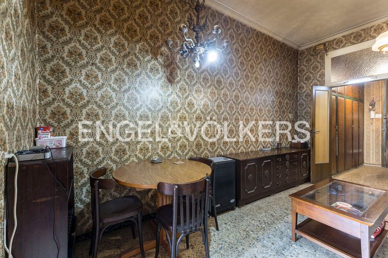 Foto dcbaa0a2-8994-448e-86d0-f178f3fbaedb. Pis amb calefacció a Dreta de l´Eixample Barcelona