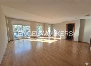 Appartement à Poblenou. Increíble piso con balcón en el corazón del poblenou