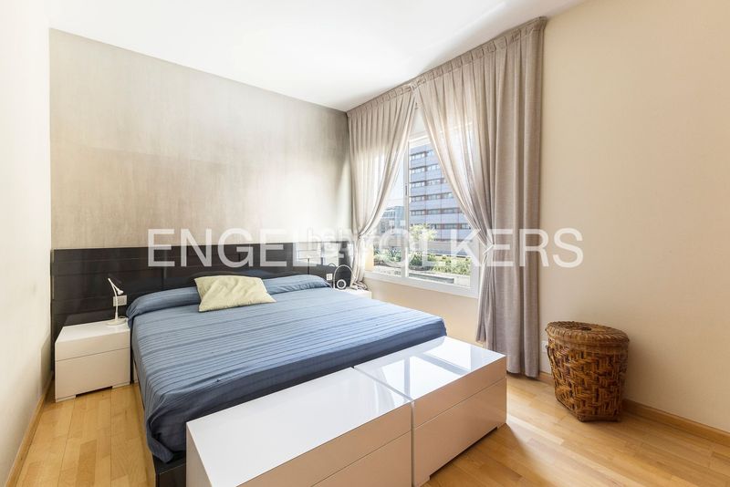 Foto eec19443-3c2b-4f6d-a6ff-f2d869be51b8. Pis amb calefacció aparcament a Poblenou Barcelona