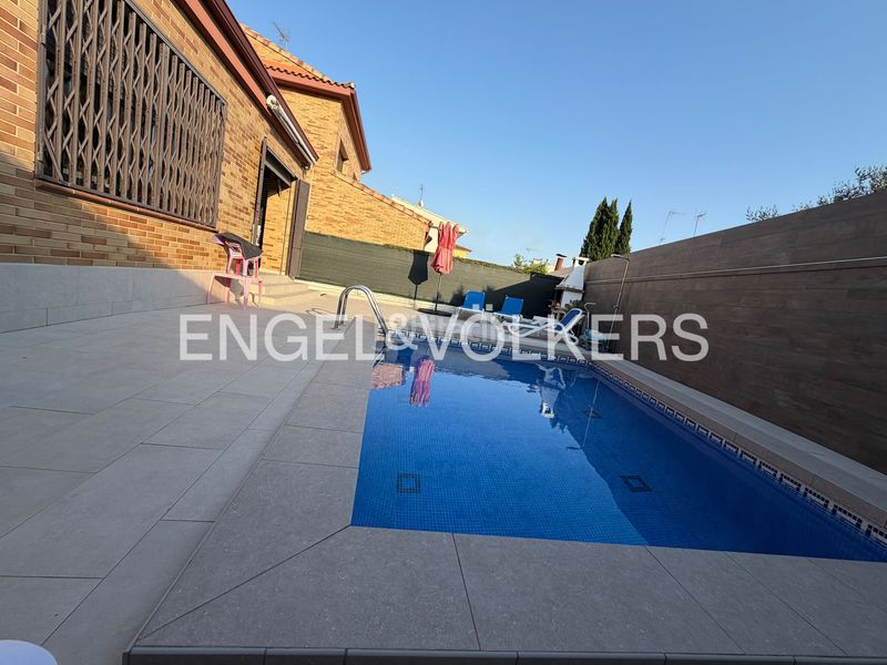 Foto 3e1c5fd3-b2e6-4f01-a4a7-4f5ed1480fef. Casa amb calefacció aparcament piscina a Can Moré - Santa Anna - Can Feliu de Merola Pineda de Mar