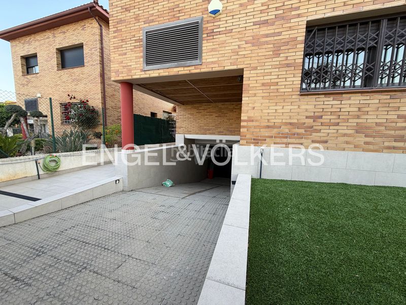 Foto cf783e56-b3b6-4d11-9dd6-39cea950ba06. Casa amb calefacció aparcament piscina a Can Moré - Santa Anna - Can Feliu de Merola Pineda de Mar