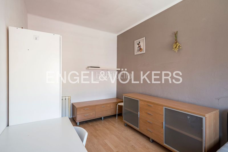 Foto c6af6a12-51ba-47dd-8aab-46c7700c3b96. Pis amb calefacció a Sagrada Família Barcelona