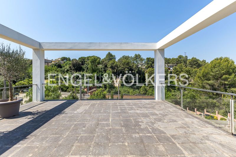 Foto a0c77493-577c-402f-8095-e11f9a68c91b. Casa amb calefacció aparcament a Masquefa