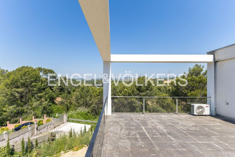 Foto b20b07f3-2821-4312-83e5-37ae497dfe47. Casa amb calefacció aparcament a Masquefa
