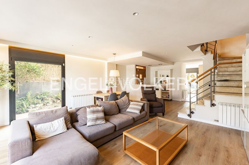 Foto a4caae8e-aa4c-4ec2-a010-9d77e7e543d8. Casa adossada amb calefacció aparcament a Nucli Urbà Argentona