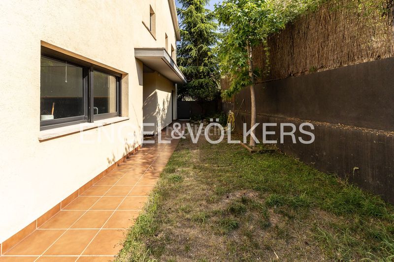Foto ba364ee6-8475-4875-aa6b-cc7c26032ab6. Casa adossada amb calefacció aparcament a Nucli Urbà Argentona