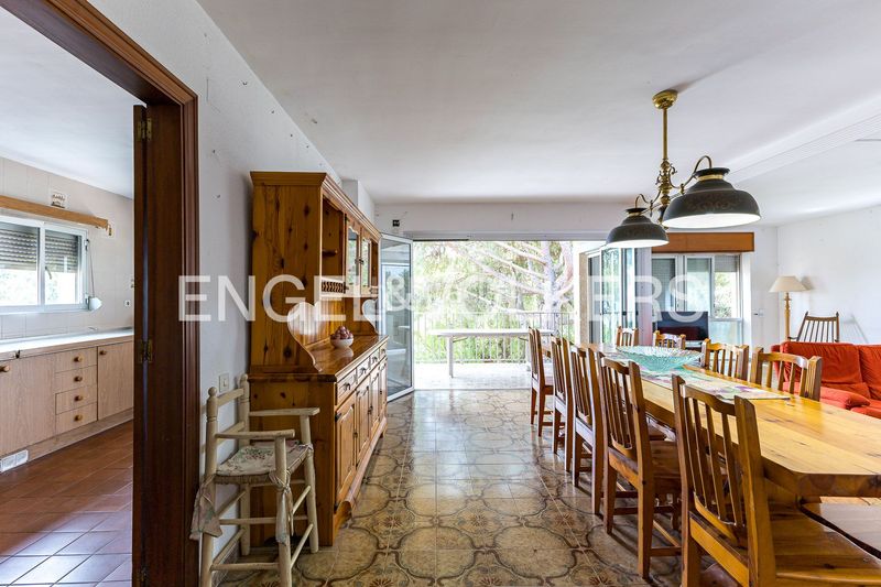 Foto 536df8c2-3645-4a90-bfd6-bd0d1138daa6. Casa amb calefacció aparcament piscina a Urbanitzacions de Llevant Tarragona
