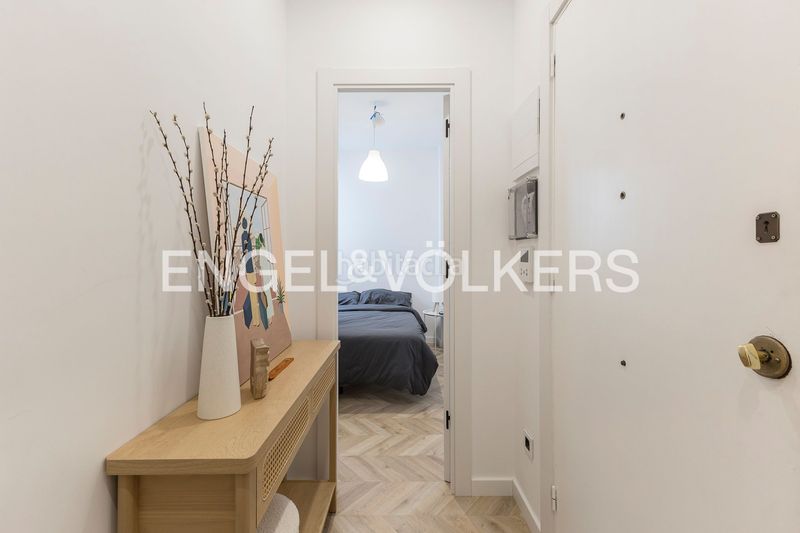 Foto dd7c5eb1-8599-4491-bb85-09824df84e86. Pis amb calefacció a Vila de Gràcia Barcelona