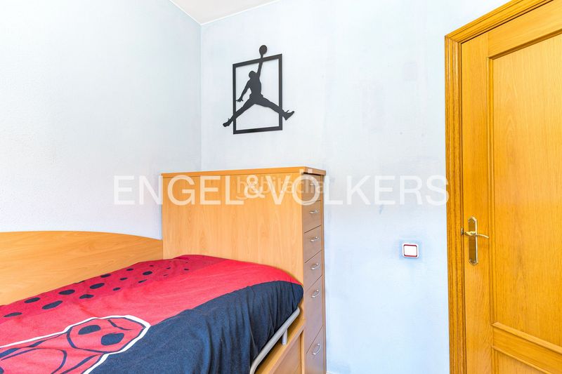 Foto 6499d6ee-55bd-4c25-be8a-286fe7feb6f5. Casa amb calefacció aparcament piscina a Nou Eixample Nord Tarragona