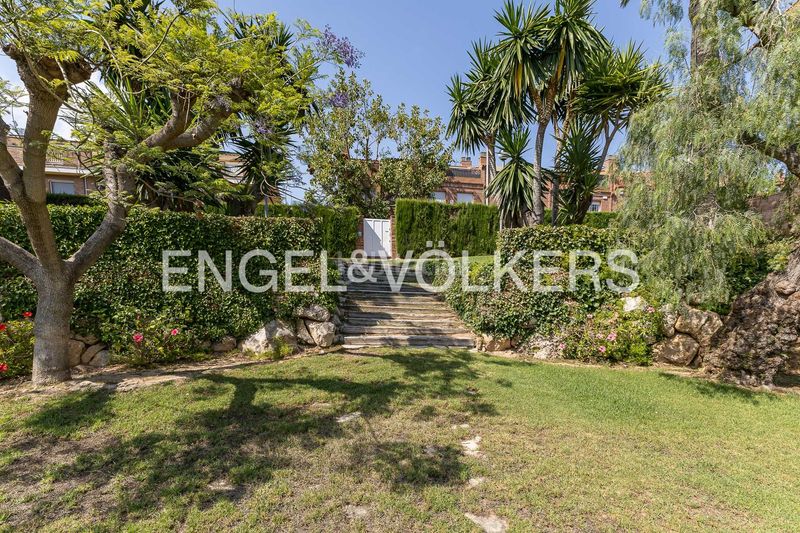 Foto 706d451e-3268-4164-a444-22ee5daae74c. Casa amb calefacció aparcament piscina a Nou Eixample Nord Tarragona