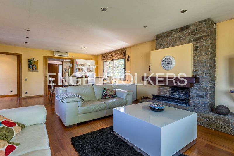 Foto 4e48abc4-433d-416b-95b7-4e8b842cfc4c. Casa amb calefacció aparcament piscina a Nucli Urbà Argentona