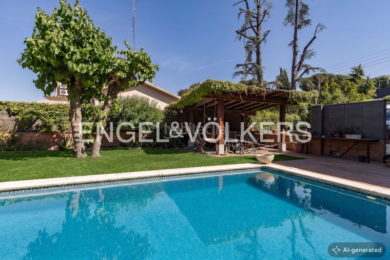 Foto 641ab55f-7890-4317-aa4a-8541316827a5. Casa amb calefacció aparcament piscina a Nucli Urbà Argentona