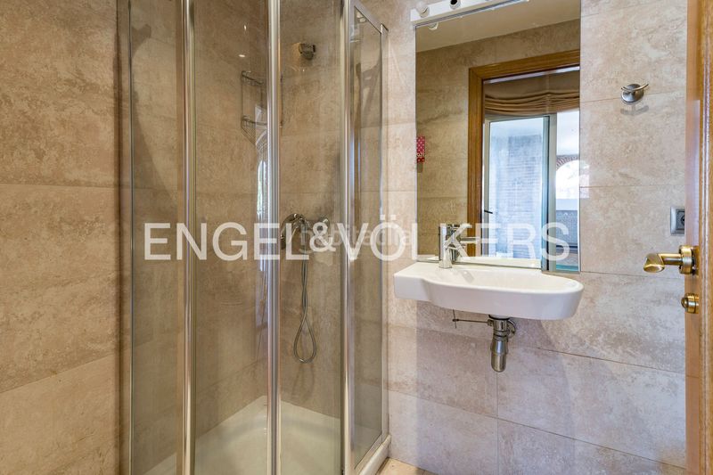 Foto a8f3e581-213d-45d6-a670-b291d4a8a1ed. Casa amb calefacció aparcament piscina a Nucli Urbà Argentona