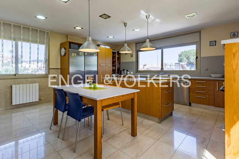 Foto c49e76ec-0309-4cf6-a0da-2f22a15796bf. Casa amb calefacció aparcament piscina a Nucli Urbà Argentona