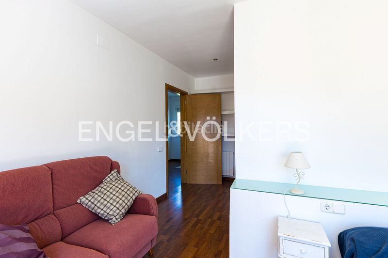 Foto 0b6f3d33-9bbb-4a88-85fe-66574810c677. Casa amb calefacció aparcament piscina a Mas Trader-Corral d´En Tort-Corral d´En Cona Cubelles