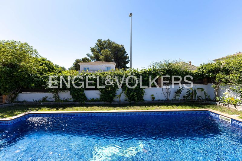 Foto 9a469798-6864-4442-933c-07634410e9c4. Casa amb calefacció aparcament piscina a Mas Trader-Corral d´En Tort-Corral d´En Cona Cubelles