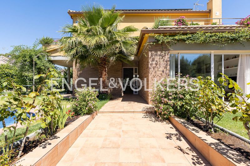Foto b8c6dc82-6399-471a-9c43-7179debcb94a. Casa amb calefacció aparcament piscina a Mas Trader-Corral d´En Tort-Corral d´En Cona Cubelles