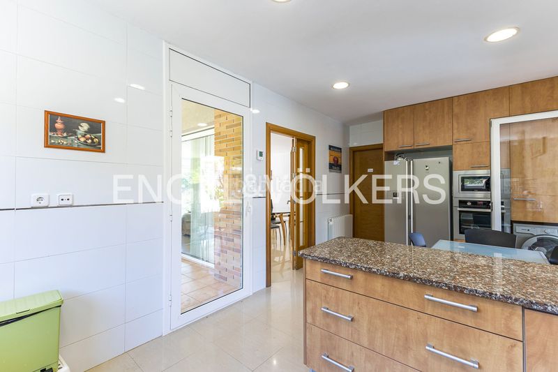 Foto deabe5a1-2e4b-4650-a756-32adc3b9b3ff. Casa amb calefacció aparcament piscina a Mas Trader-Corral d´En Tort-Corral d´En Cona Cubelles
