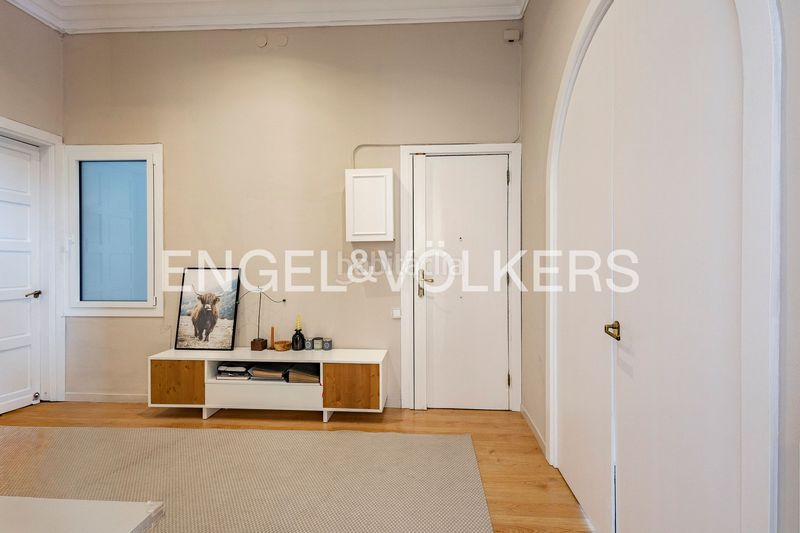Foto ce567a8f-24e4-419f-be27-099f4e1b51f7. Pis amb calefacció a Sant Gervasi - Bonanova Barcelona