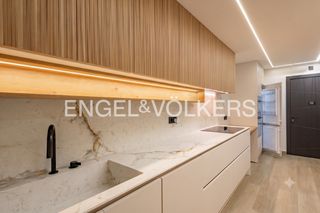 Flat in Roses-Castellbell. Sofisticado piso reformado con acabados de alta gama junto a la