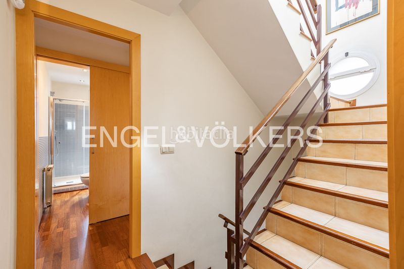 Foto 741f1ce9-2cf3-4768-a557-7c1a1b880231. Casa amb calefacció aparcament a Creu Alta Sabadell