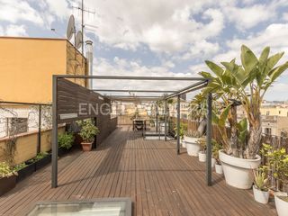 Lloguer Àtic a St. Pere - Sta. Caterina - El Born. Exclusivo ático en el corazón de barcelona