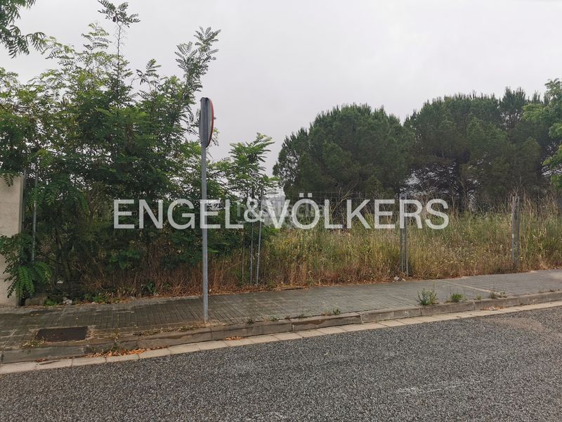 Foto 33f27ac2-f3ed-40d1-906a-a1ca435c1abb. Terreny residencial a Begues